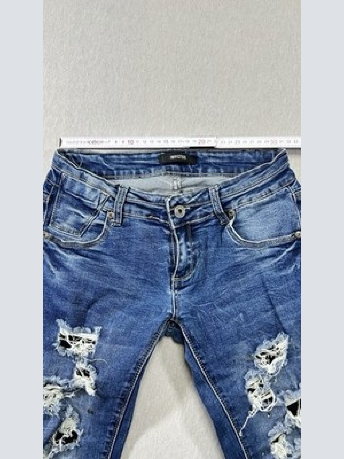 Invictus Ripped Jeans im Vintage look Blau Größe S Maße auf Fotos