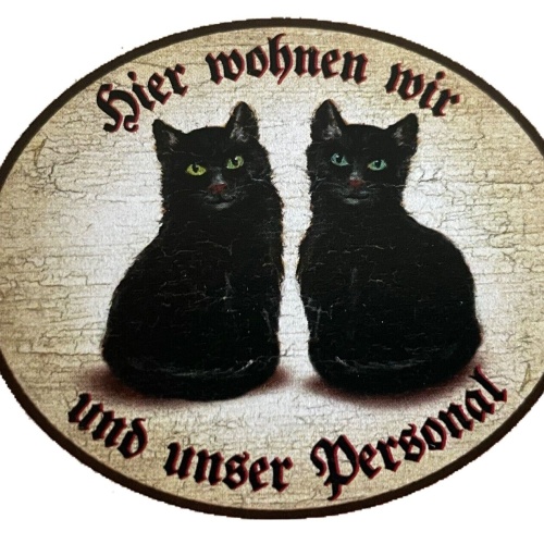 KuK Nostalgie Holzschild "Hier wohnen wir u.u. Personal“ Duo Schwarze Katze