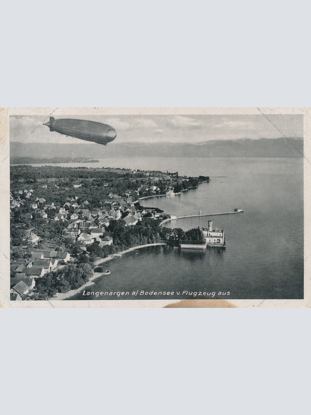 AK aus Langenargen a Bodensee mit Zeppelin Baden - W Ansichtskarte (18031)
