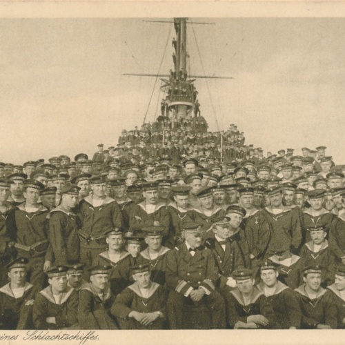 AK Bemmanung eines Schlachtschiffes Ansichtskarte (18125)