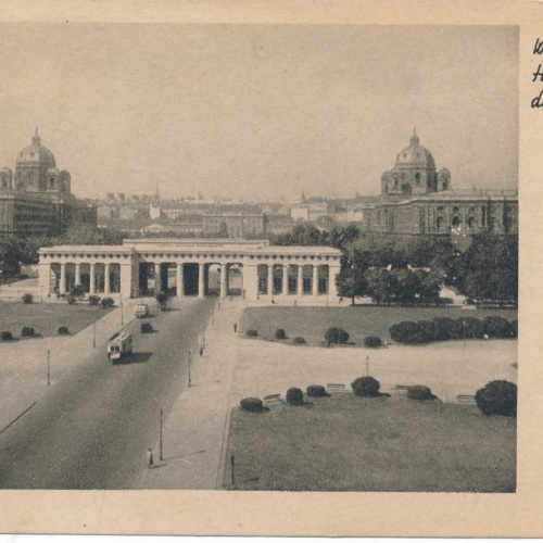 AK aus Wien Helden Denkmal Ansichtskarte (18332)