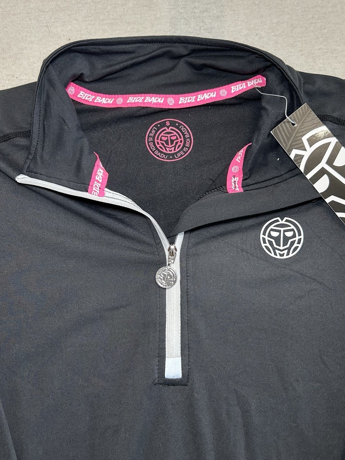 Bidi Badu Zac Tech Longsleeve Funktionsshirt NEU mit Etikett | Größe S | Schwarz
