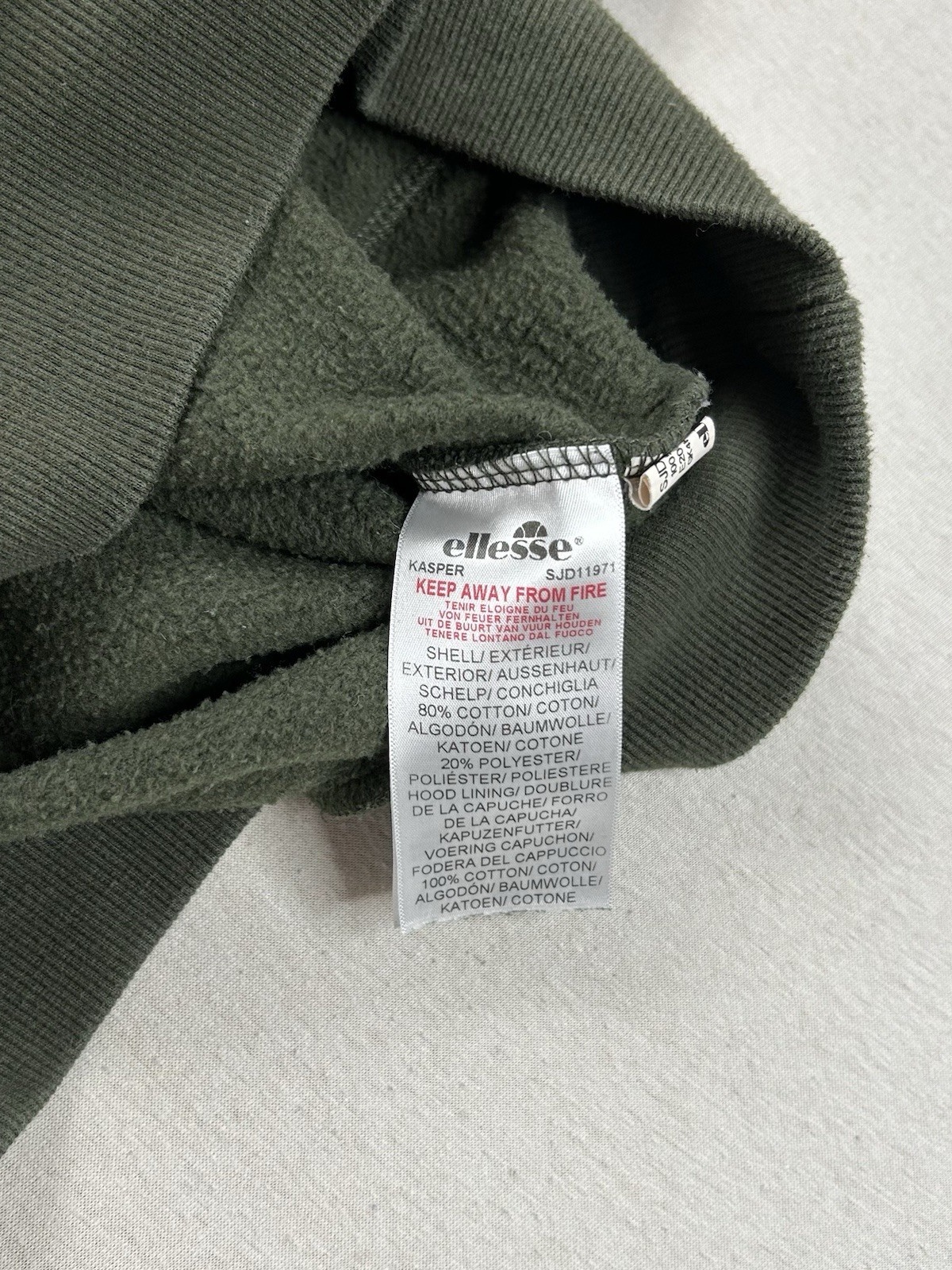 Ellesse Hoodie Damen Größe XS Olivgrün Maße auf den Fotos