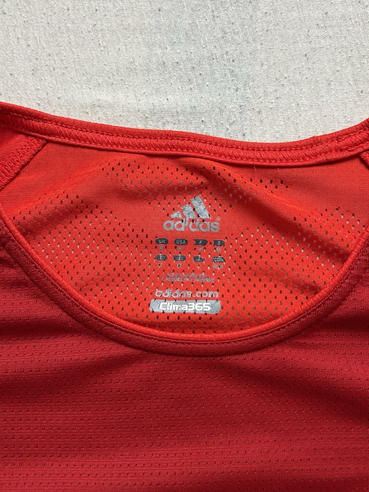 Adidas Supernova Clima365 Langarm Sweatshirt | Größe M | Rot | Maße auf Fotos