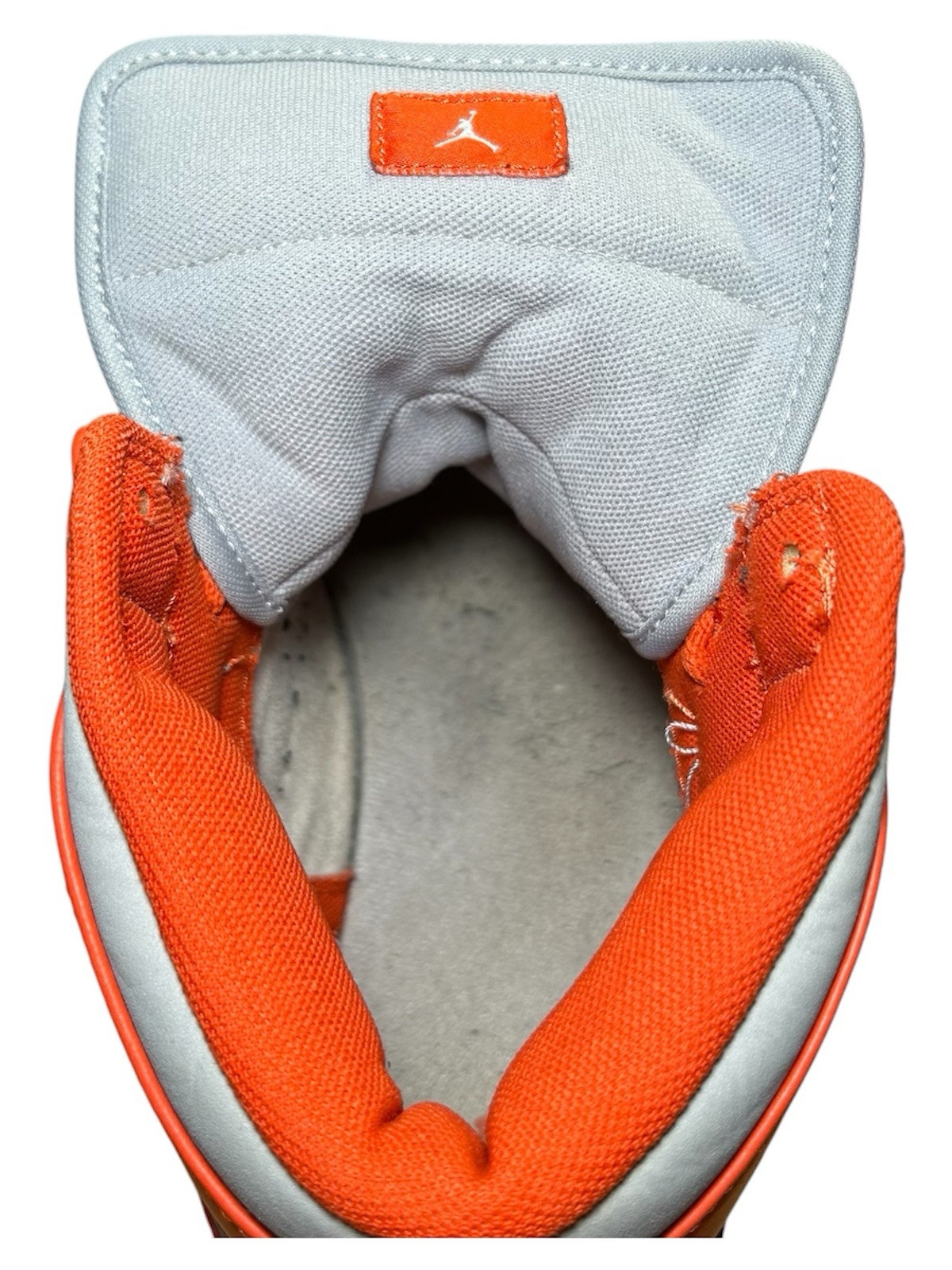 Jordan 1 Retro High Spice | EU 44.5 | 332550-006 | Wolf Grey/Spice-White Orange