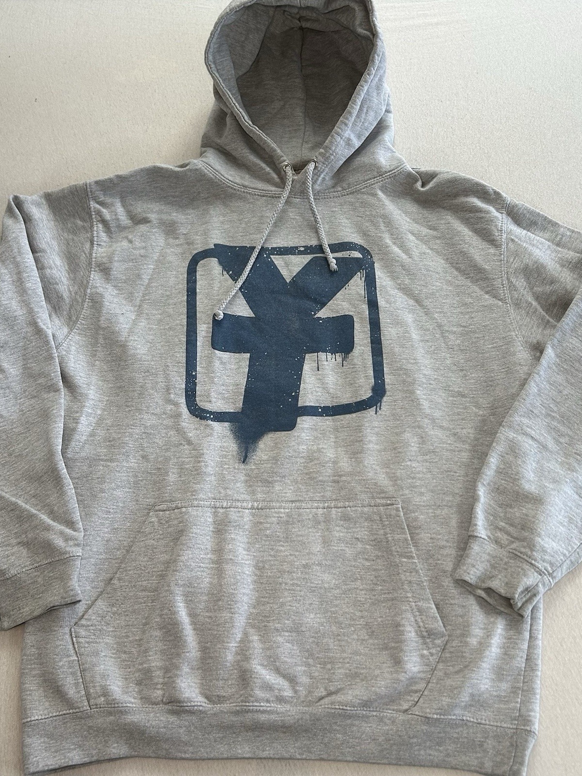 Y-Titty Hoodie Größe L Grau Fanmerch Merchandise RARE Maße auf den Fotos