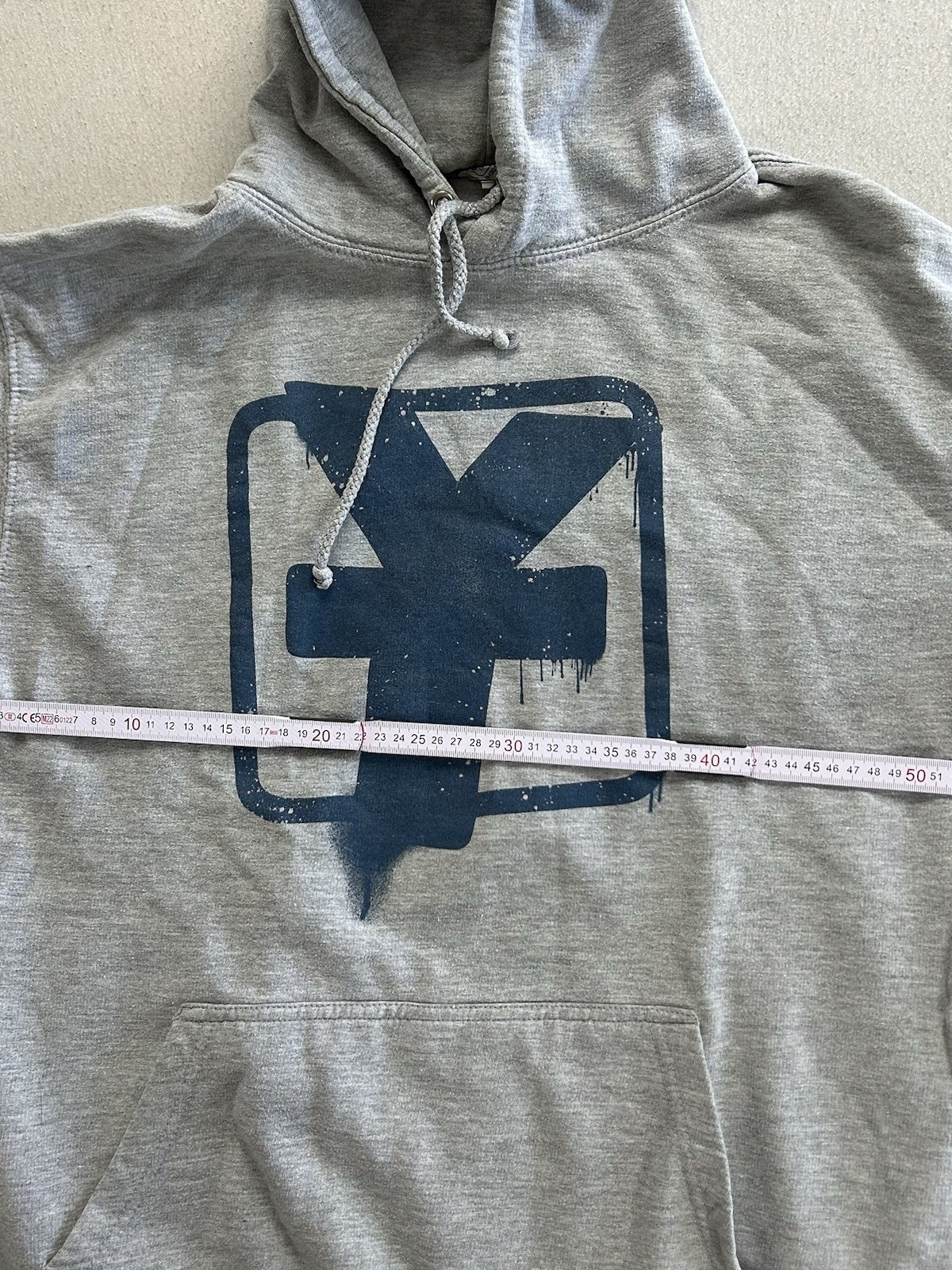 Y-Titty Hoodie Größe L Grau Fanmerch Merchandise RARE Maße auf den Fotos