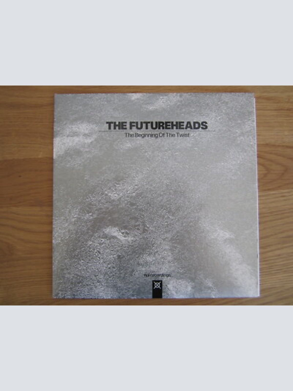 Single /  The Futureheads – The Beginning Of The Twist   / UK   PRESS /