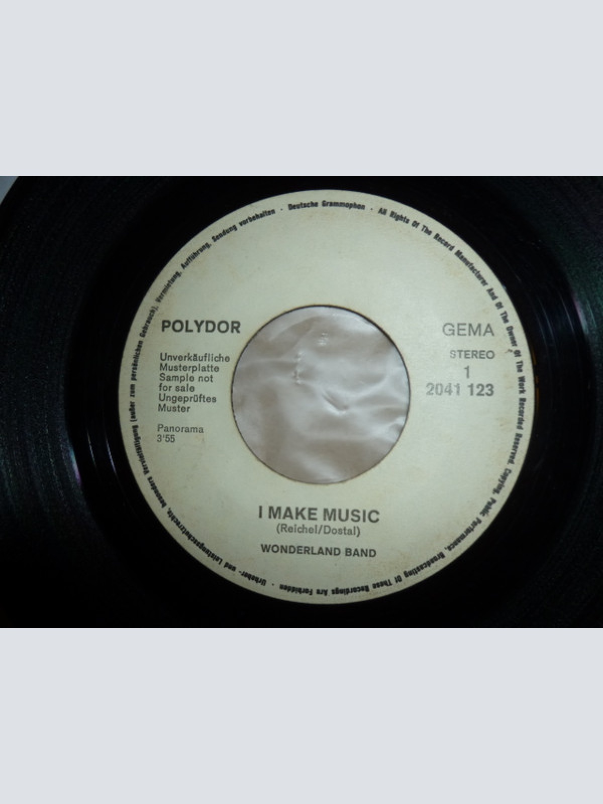 Wonderland (8) - I Make Music / Heya Donna Leya (7", Single, Promo)