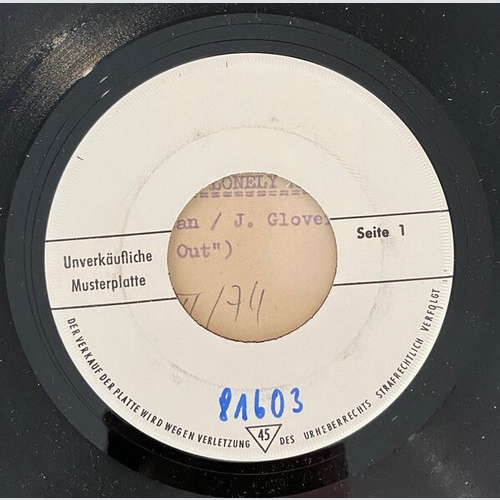 Tavares - That's The Sound That Lonely Makes (7", Single, TP)