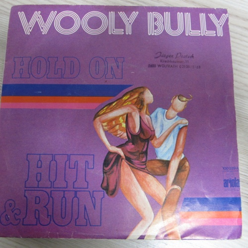 Single /  Hit & Run  ?– Wooly Bully / SPAIN PRESS / RAR /