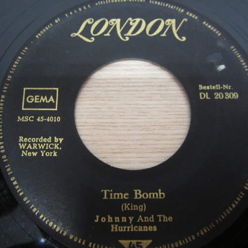 Single /  Johnny And The Hurricanes ?– Reveille Rock / DE   PRESS / RAR /