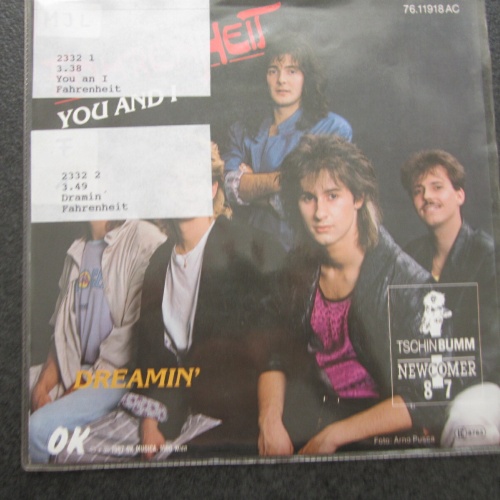 Single / Fahrenheit – You And I / AUT Press /