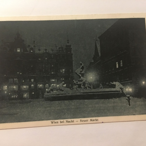 Wien bei Nacht - Neuer Markt 30097 RU