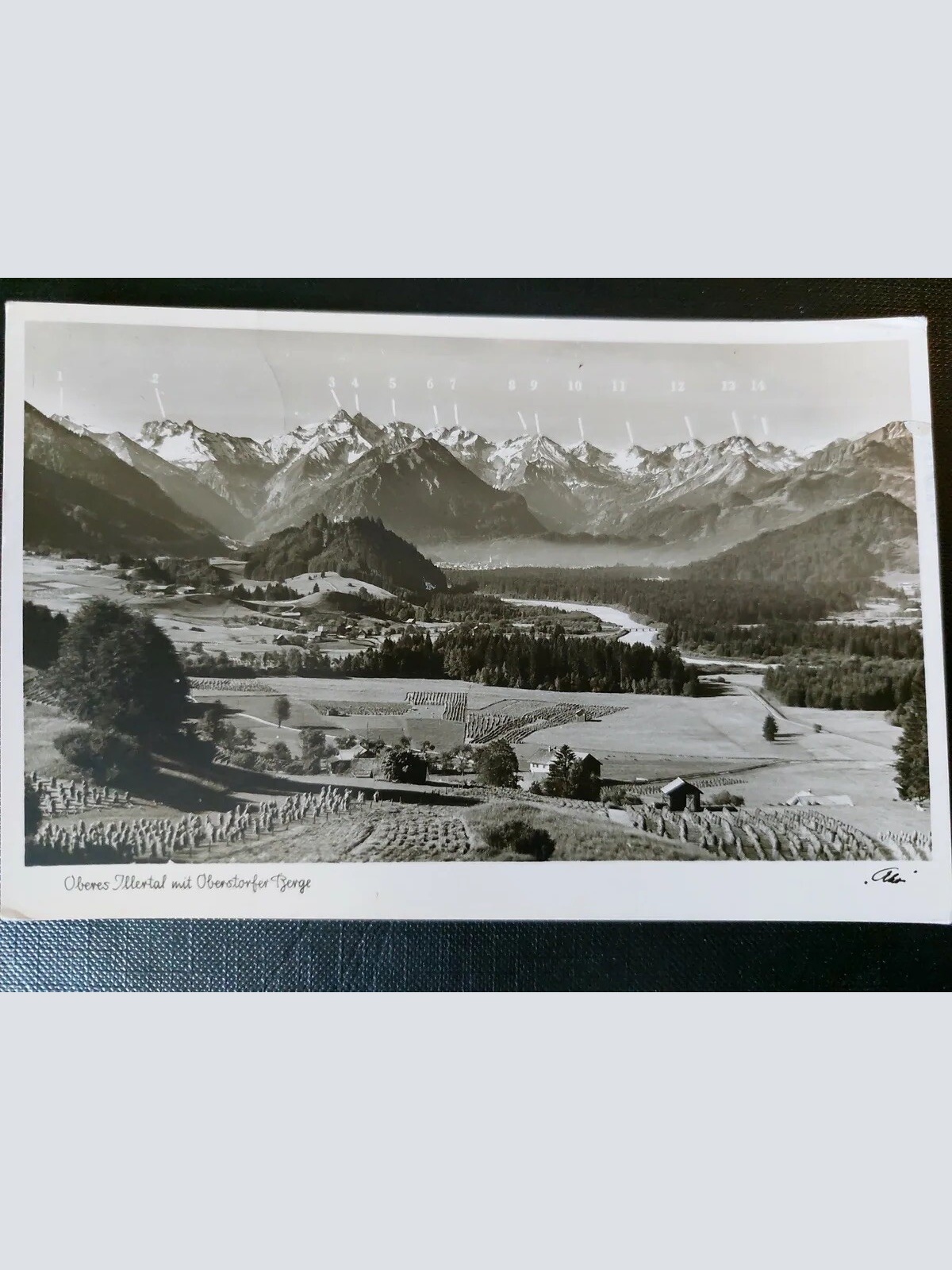 Oberes Illertal mit Oberstorfer Berge Alpen Felder Gletscher 402529 WM F