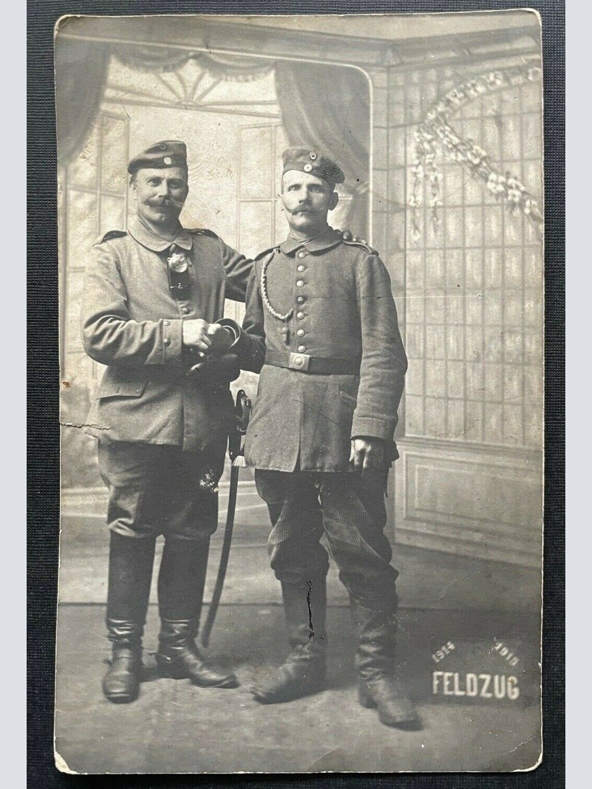 Porträt Soldaten Uniform Barett Degen Bart Militär Krieg 410093 TH