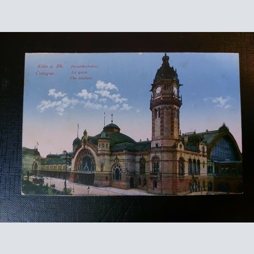 Köln am Rhein Hauptbahnhof Uhrturm Platz Laternen 402588 WM A