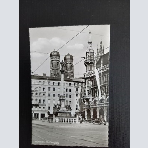 AK München Marienplatz 400460 gr F