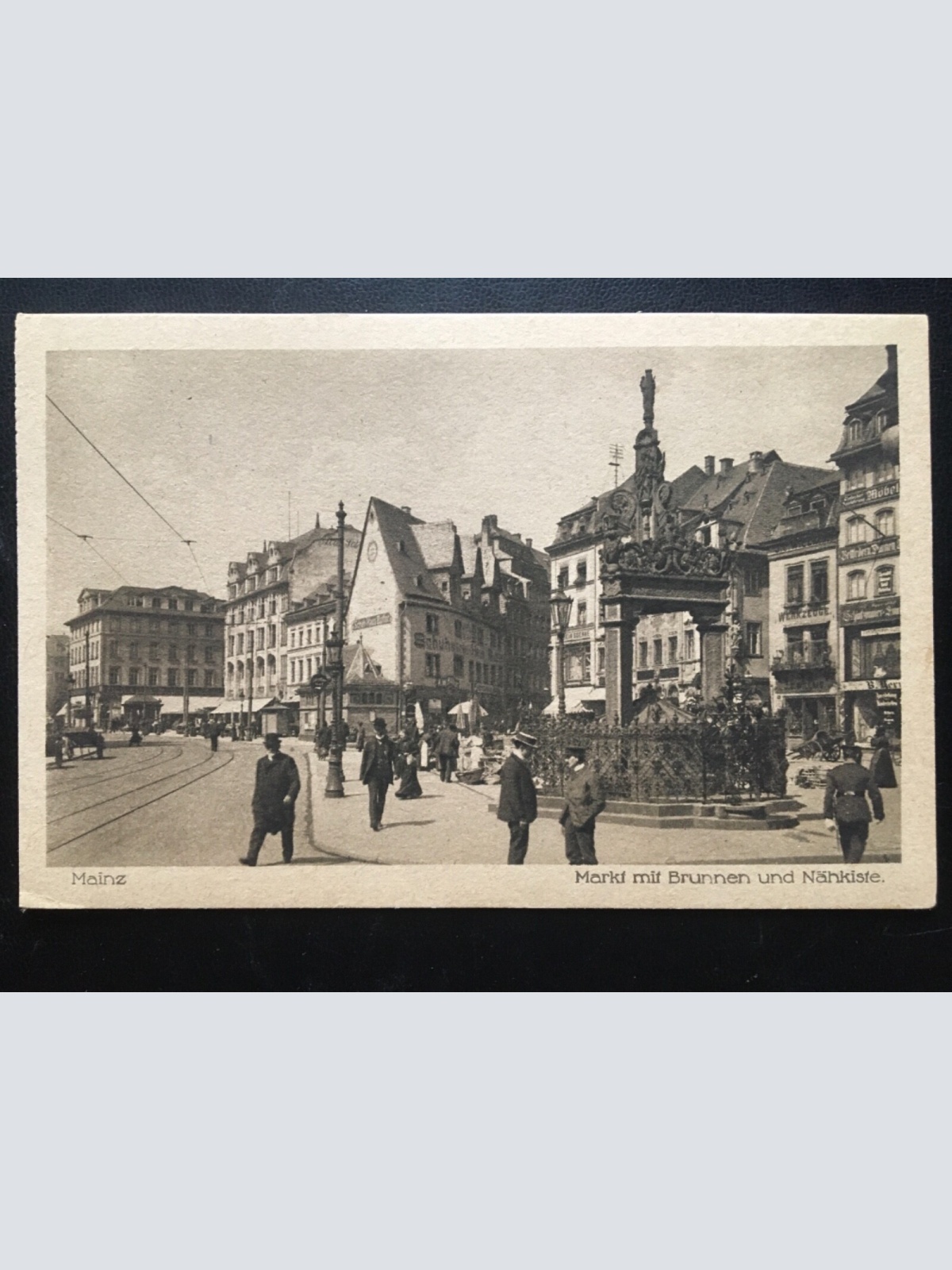 Mainz - Markt mit Brunnen und Nähkiste - Stadt 180103 TH