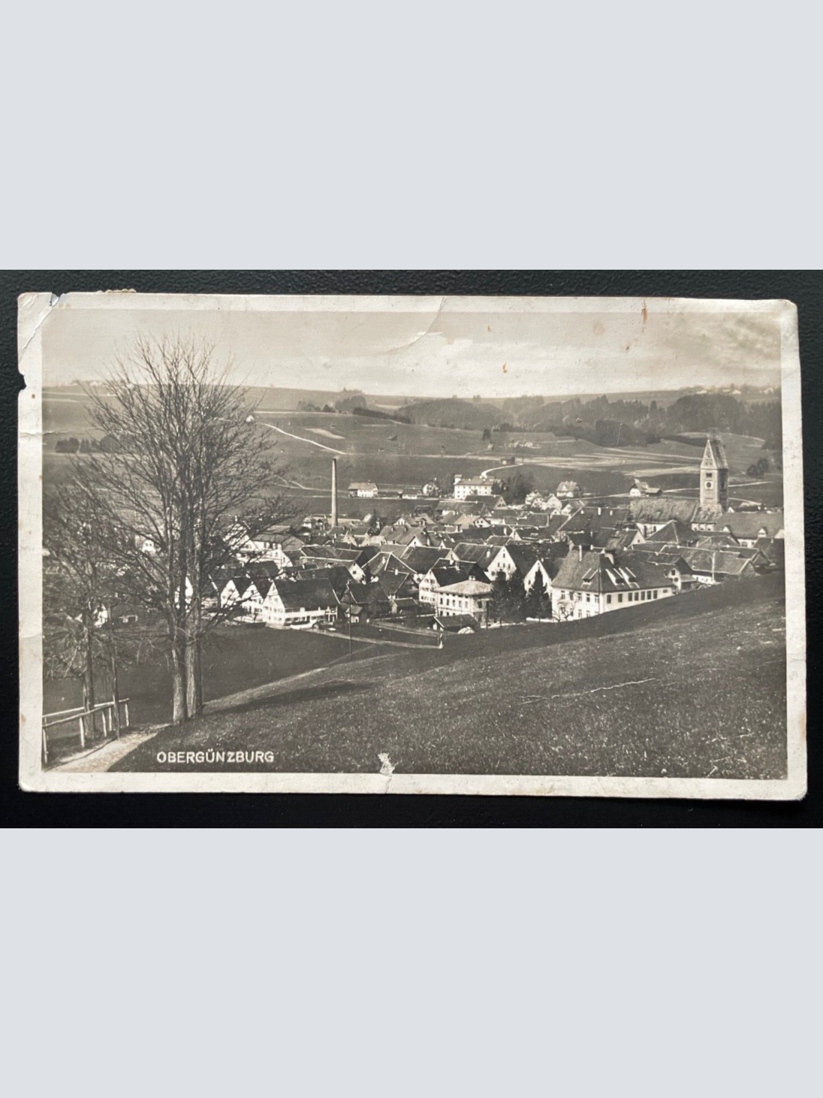 Obergünzburg Blick auf Ort Kirche Gebäude Bayern Deutschland 600184A TH D