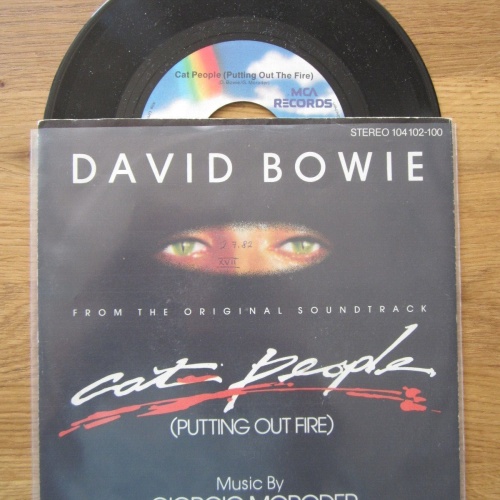 Single /  David Bowie – Cat People (Putting Out Fire) / DE  PRESS /