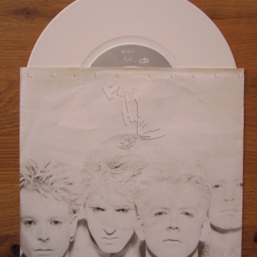 Single / Playhaus – White Light / DE     PRESS /