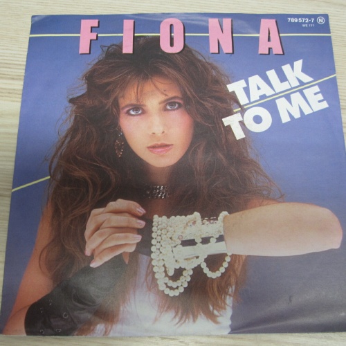 Single /   Fiona  ?– Talk To Me   / DE  PRESS / RAR /