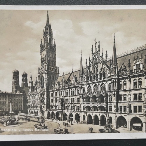 München Marienplatz Neues Rathaus Stadt Turm Bayern Deutschland 600142A TH D