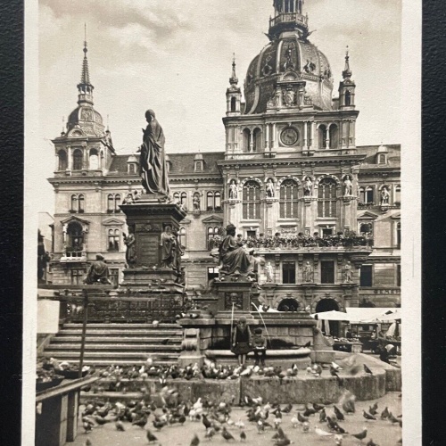 Graz Rathaus Erzherzog Johann Denkmal Statue Steiermark Österreich 600160A TH D