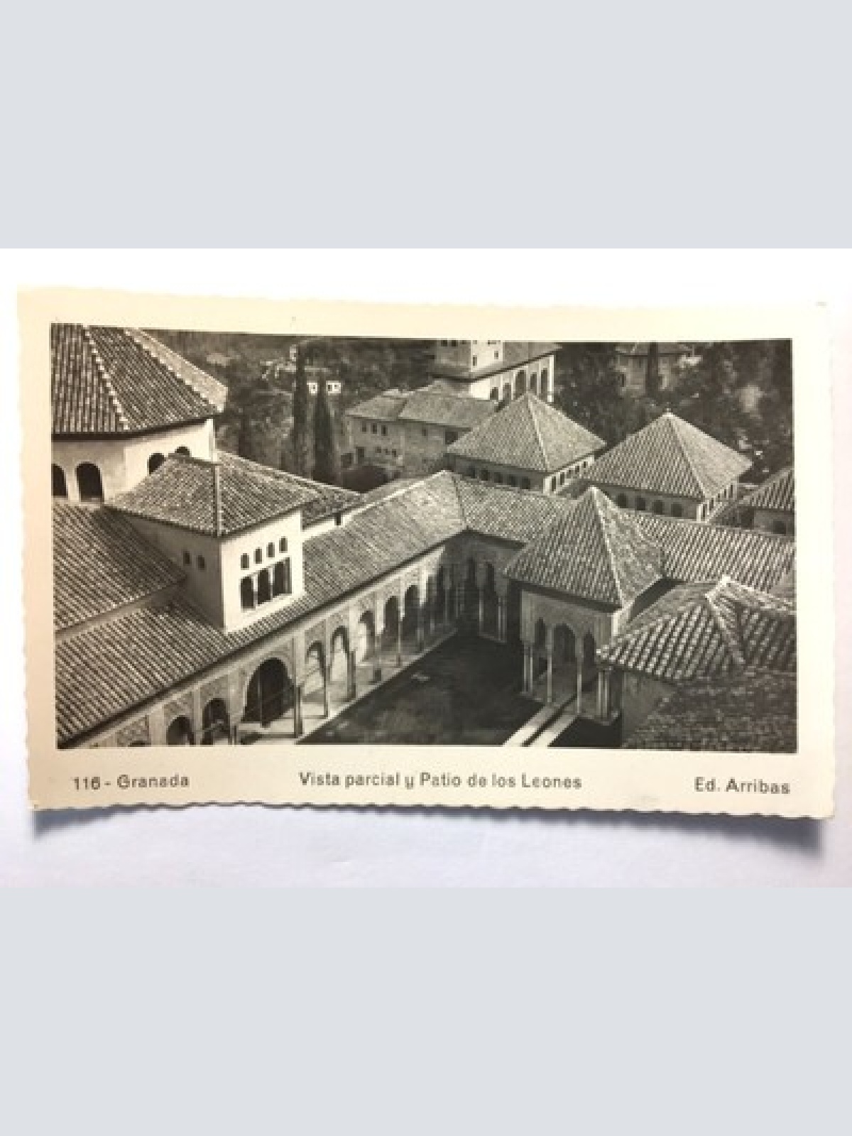 Ansichtskarte Granada - Teilansicht & Patio de los Leones/Löwenhof 50026 TH A