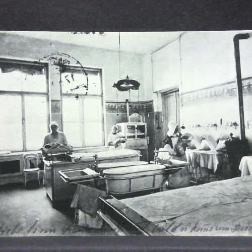 Kinderzimmer der Landes-Gebäranstalt Salzburg JW5726